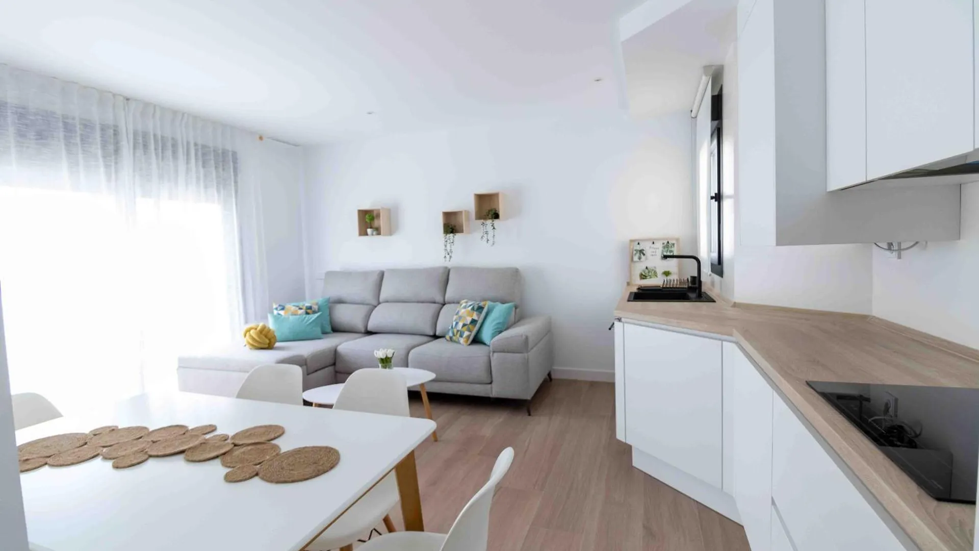 Artes Homes سان خوسيه 0*,  إسبانيا